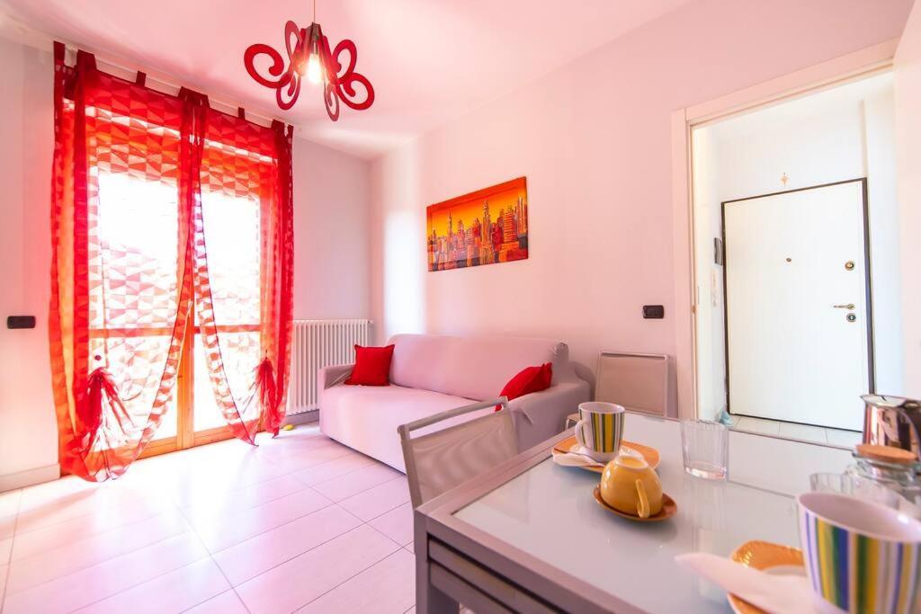 Casa Lisara Apartment San Lorenzo al Mare Bagian luar foto